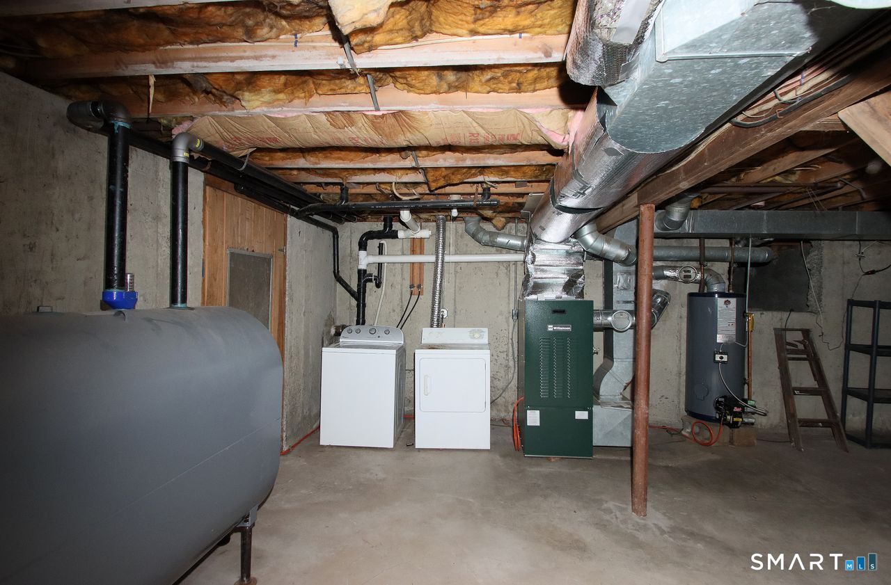 662 Forest Road North Branford CT 06472