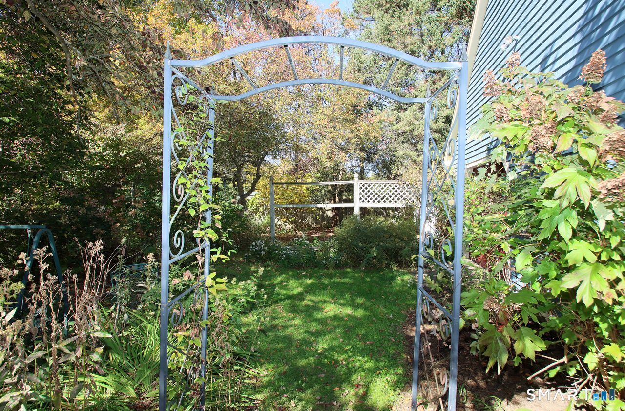 662 Forest Road North Branford CT 06472