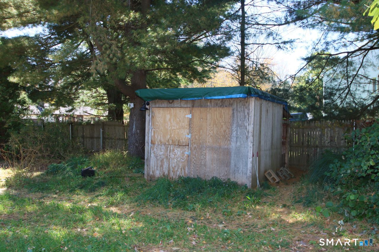 662 Forest Road North Branford CT 06472