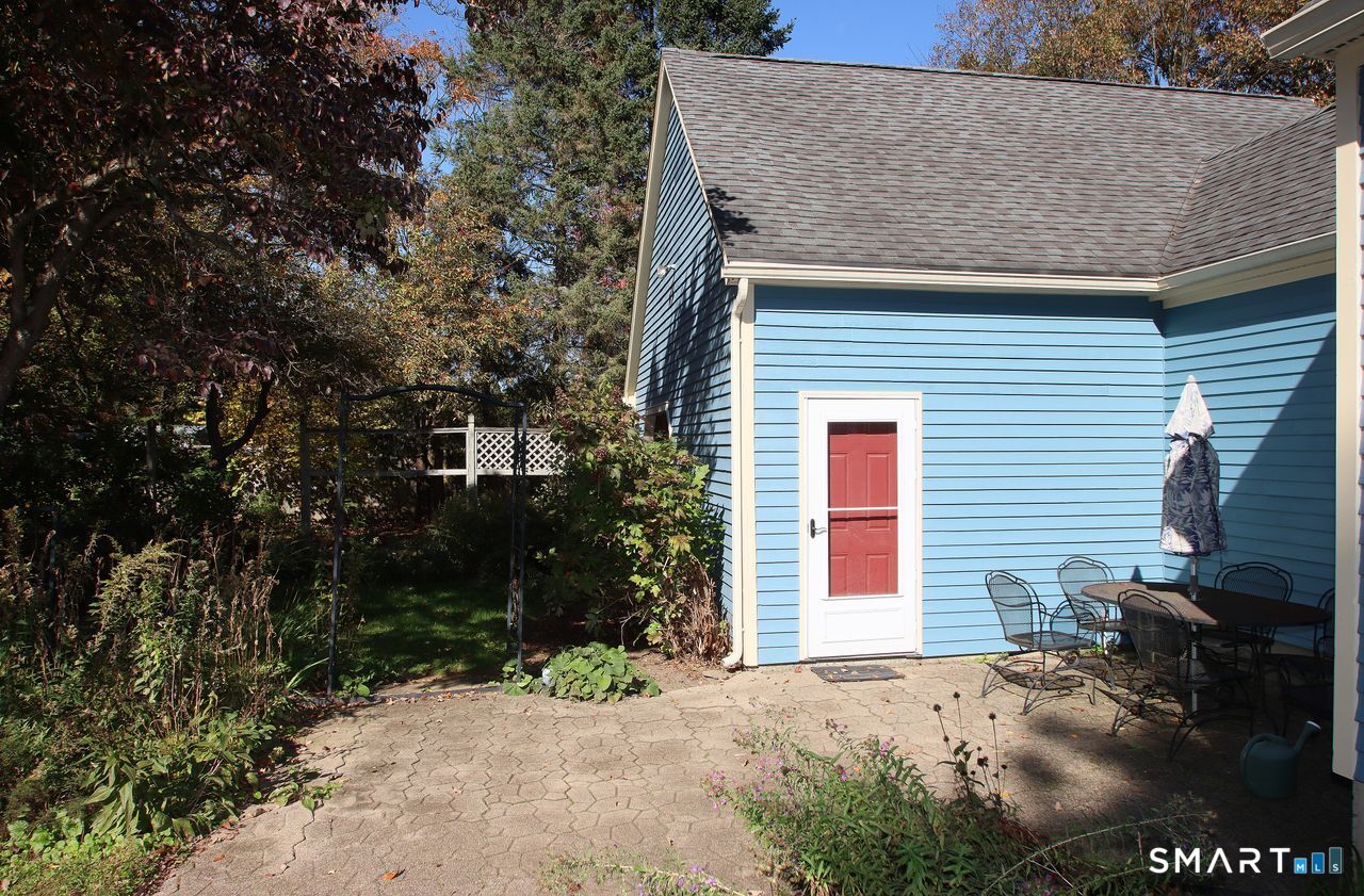 662 Forest Road North Branford CT 06472