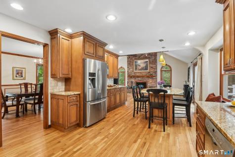 41 Colonial Ridge Drive New Milford CT 06755