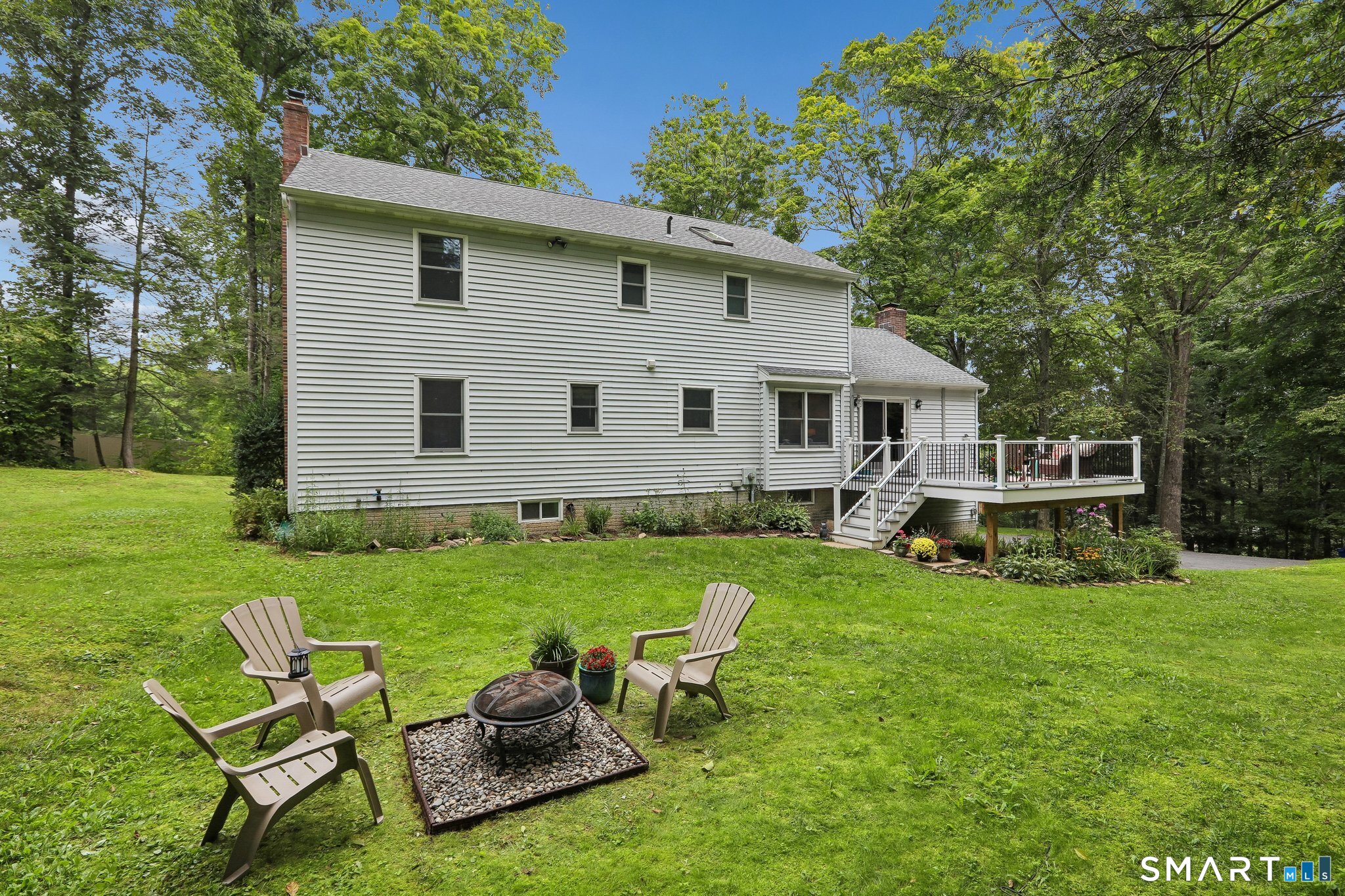 41 Colonial Ridge Drive New Milford CT 06755