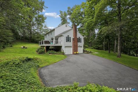 41 Colonial Ridge Drive New Milford CT 06755