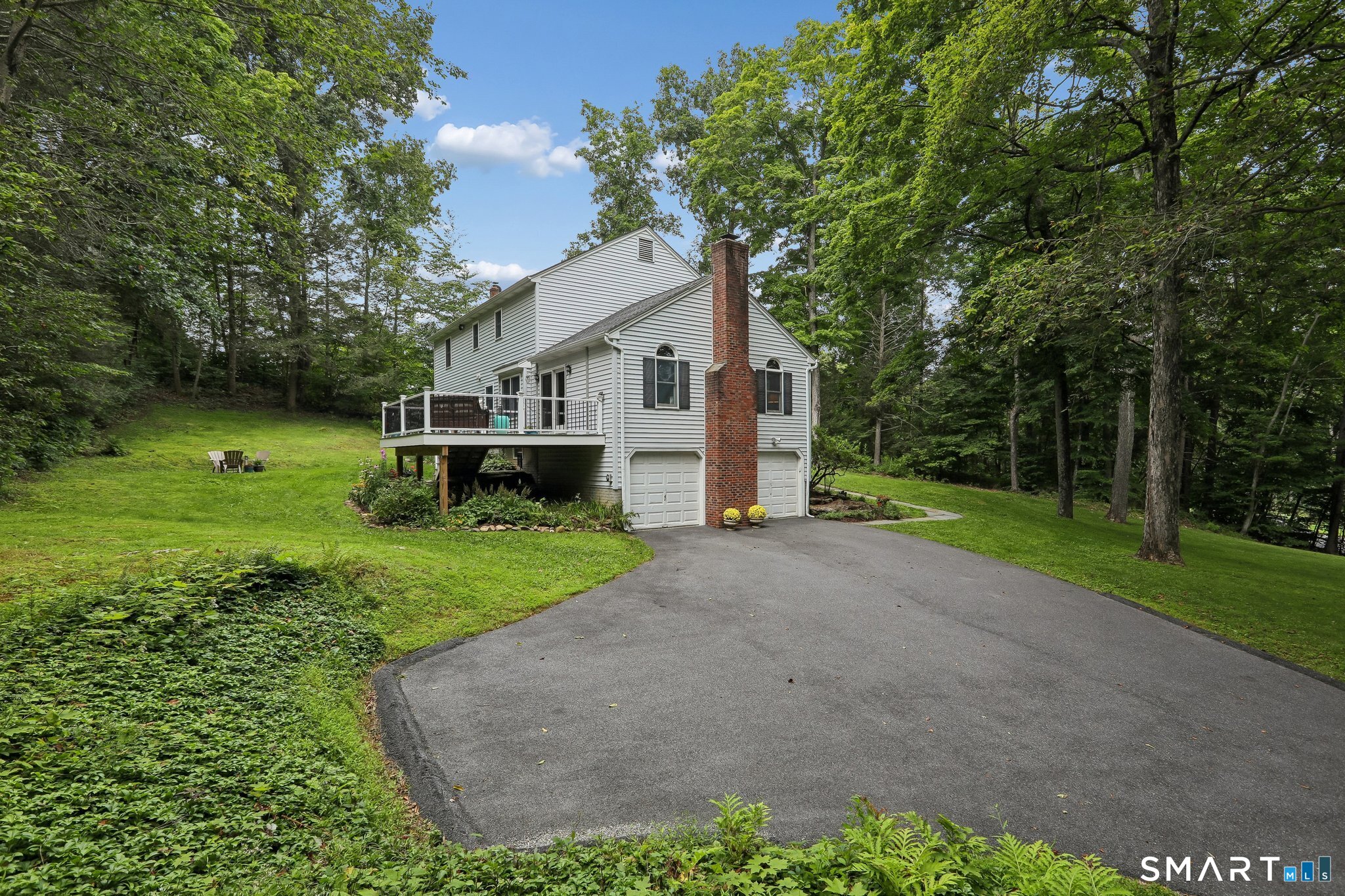 41 Colonial Ridge Drive New Milford CT 06755