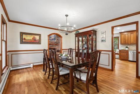 41 Colonial Ridge Drive New Milford CT 06755