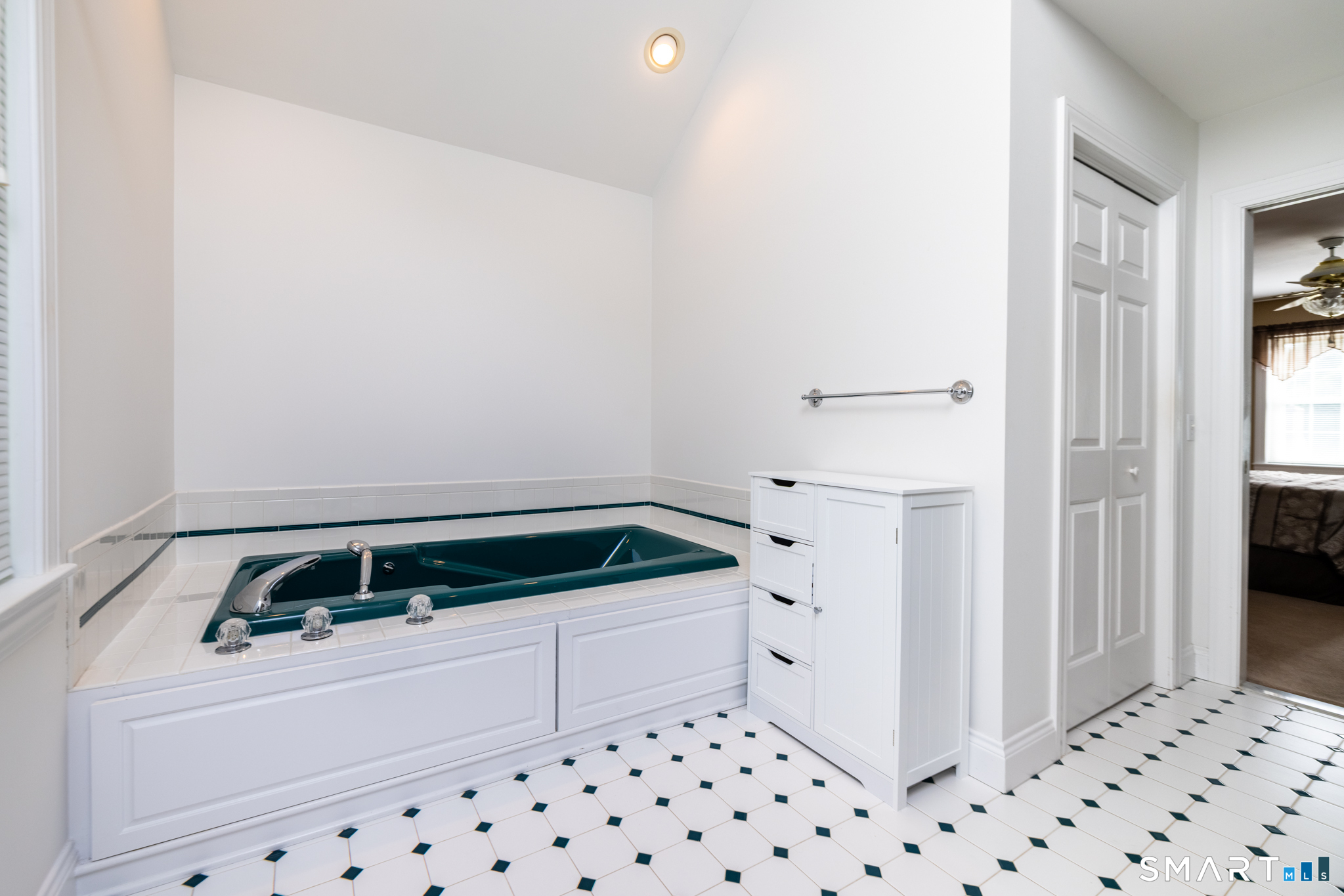 325 Georgetown Drive Watertown CT 06795