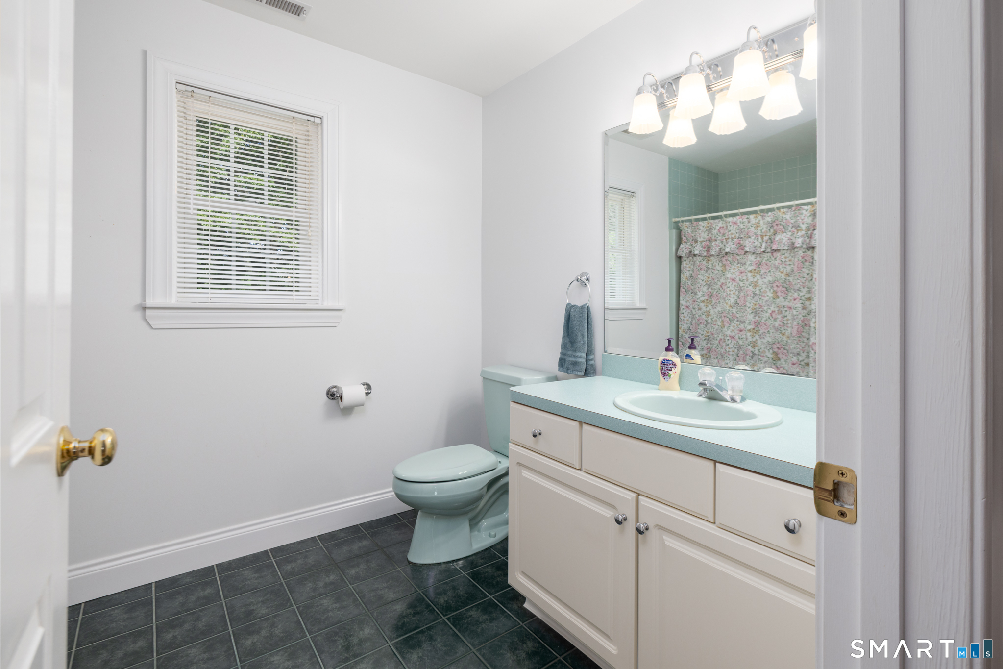 325 Georgetown Drive Watertown CT 06795
