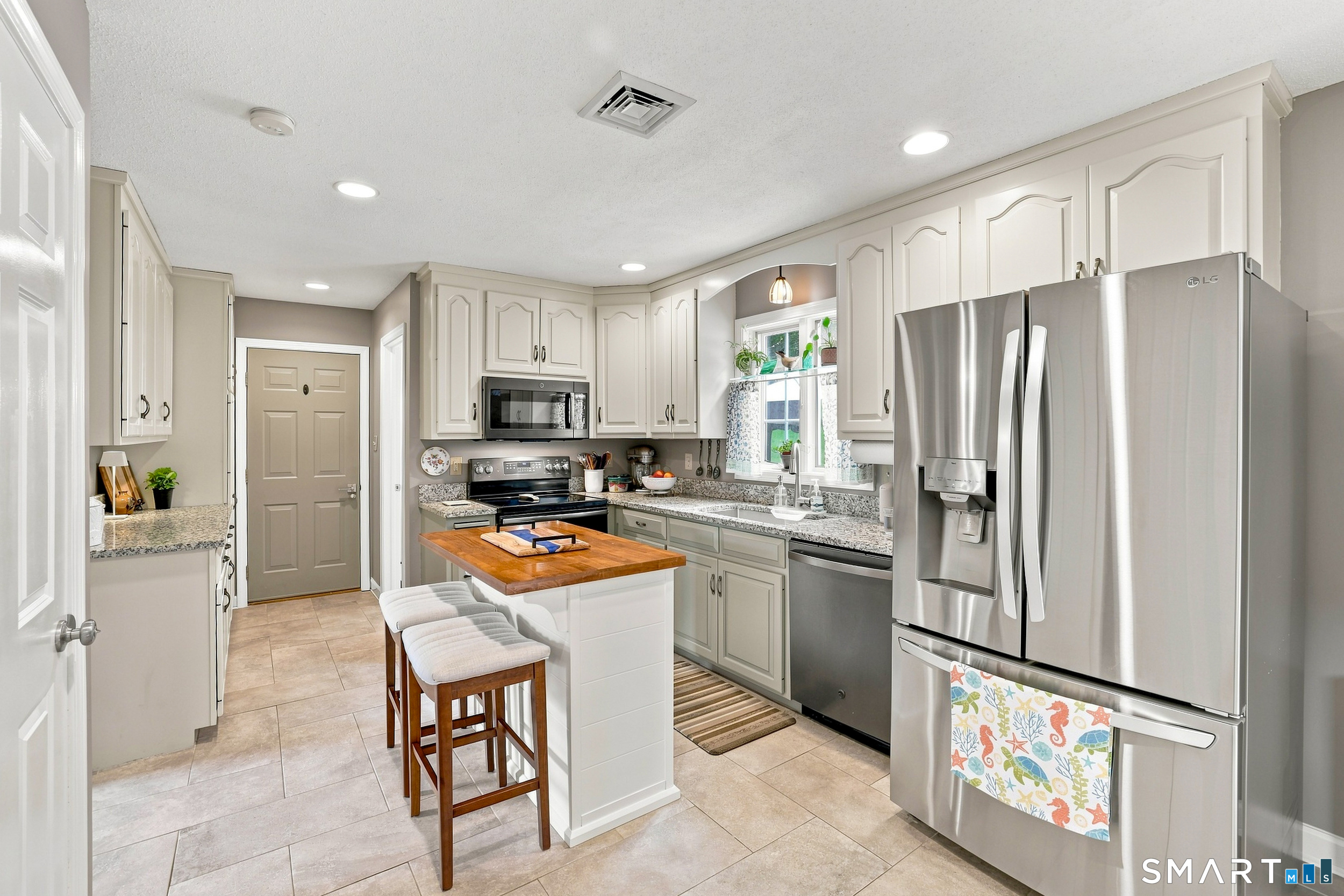 37 Hickory Street Plymouth CT 06786