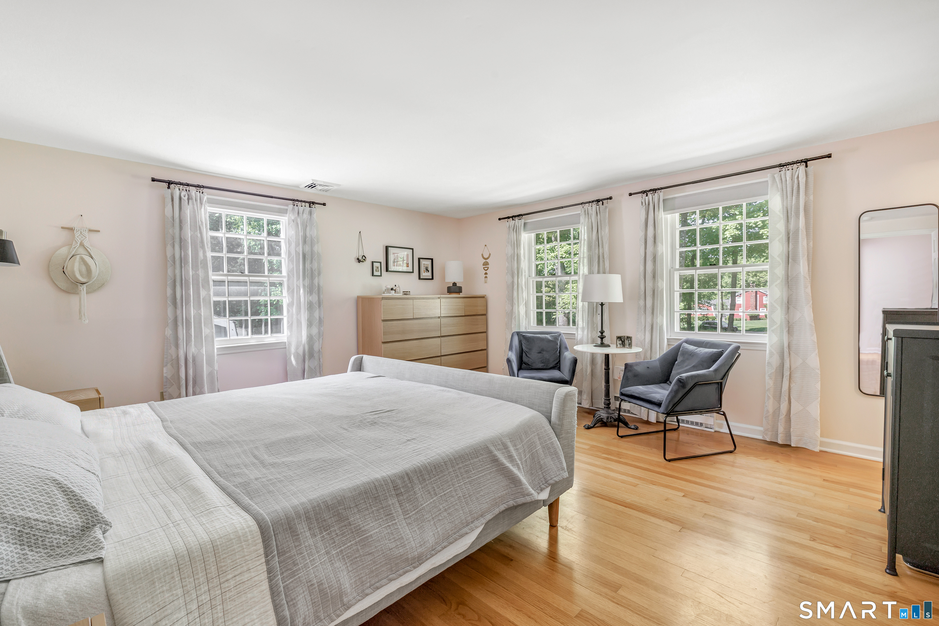 37 Lamppost Drive Redding CT 06896