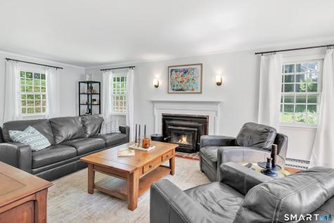 37 Lamppost Drive Redding CT 06896