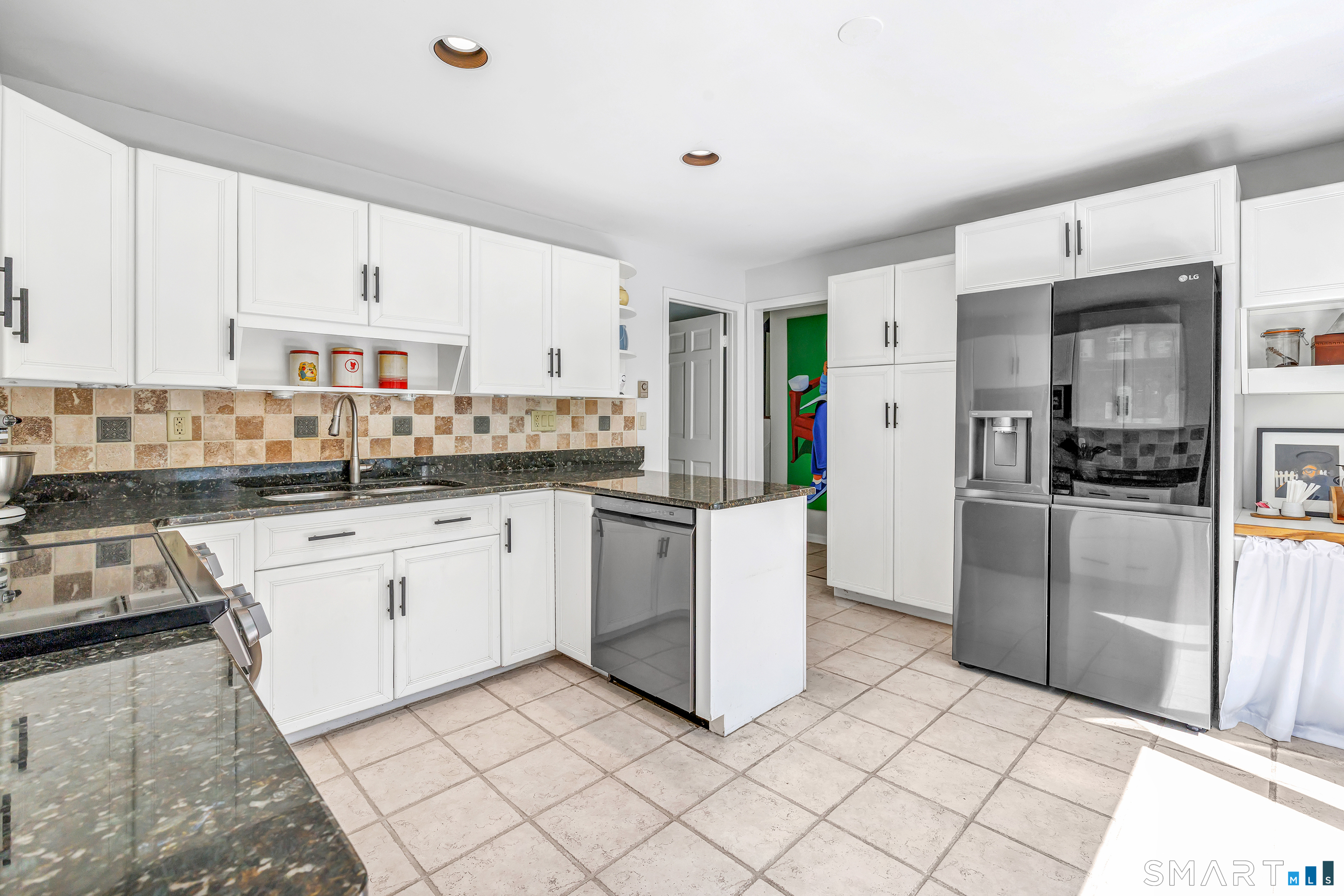 37 Lamppost Drive Redding CT 06896