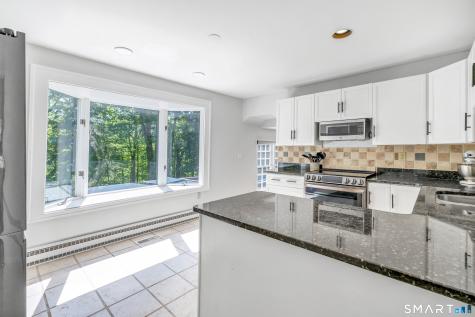 37 Lamppost Drive Redding CT 06896
