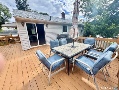 39 Brookview Avenue Waterbury CT 06706