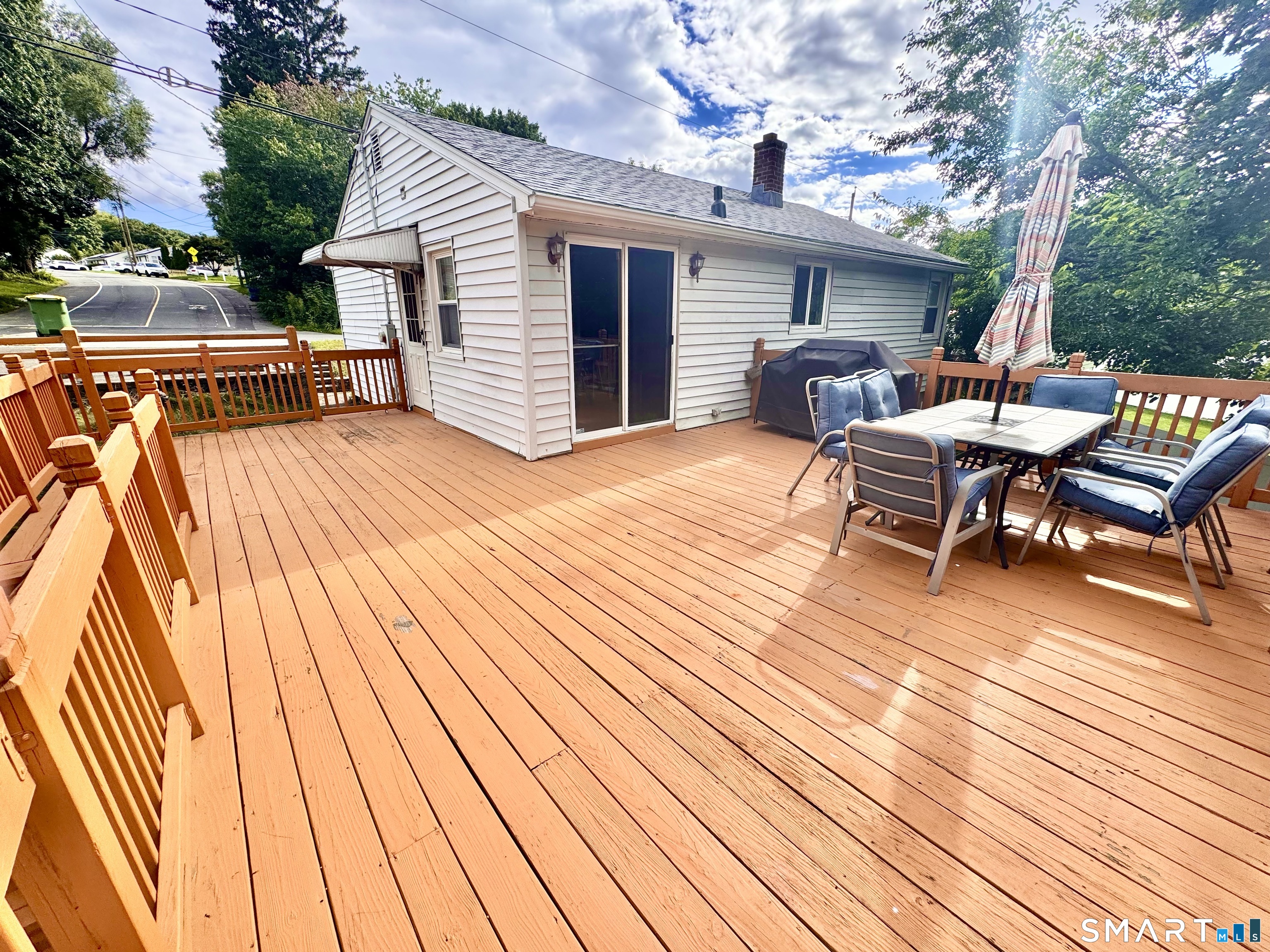 39 Brookview Avenue Waterbury CT 06706