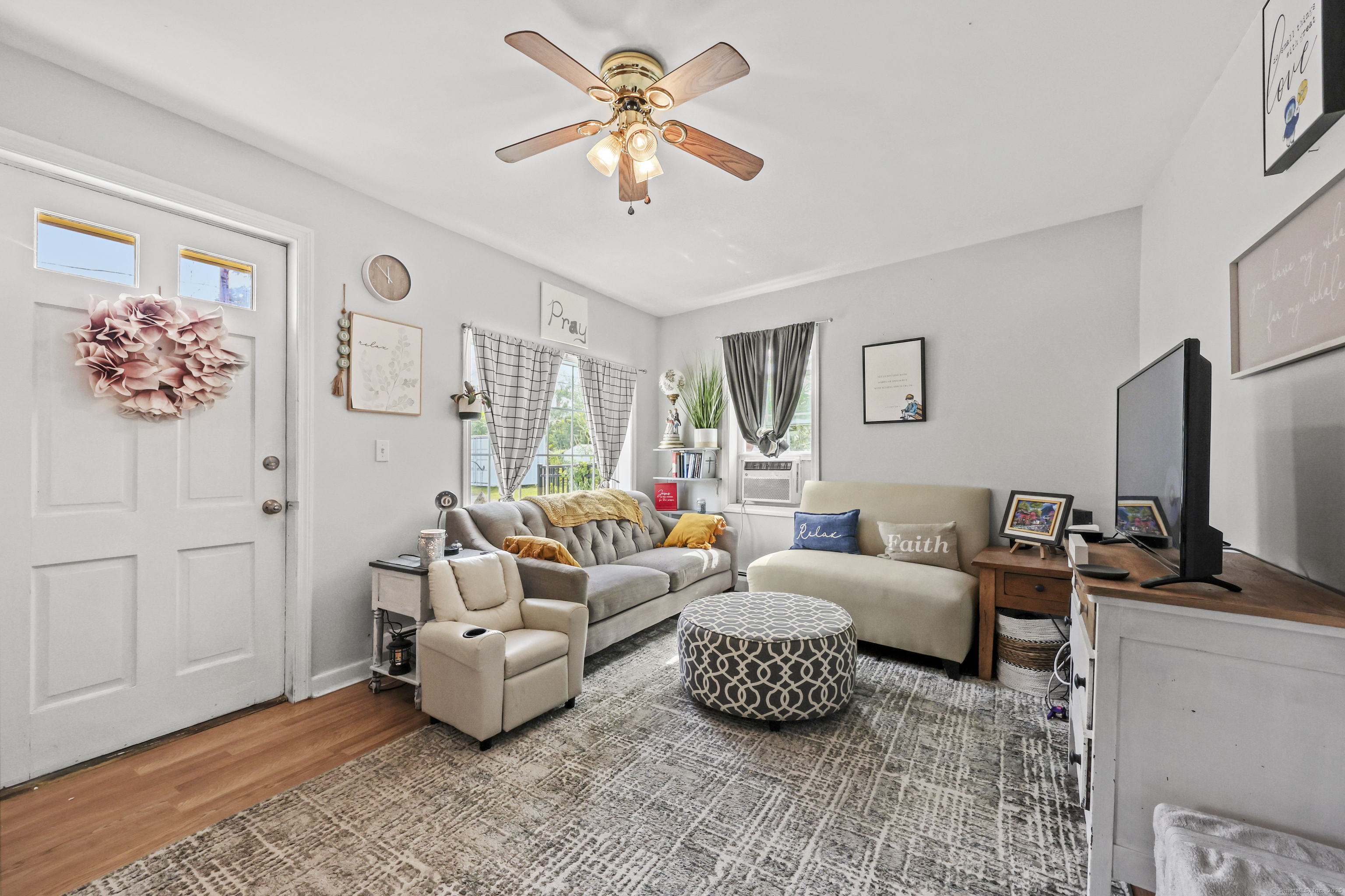 23 Hotchkiss Street Middletown CT 06457