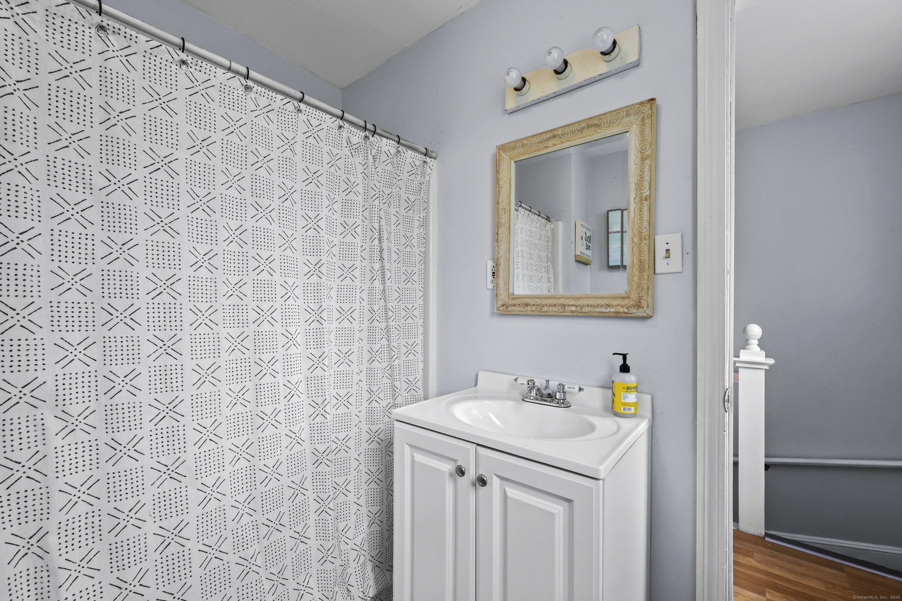 23 Hotchkiss Street Middletown CT 06457