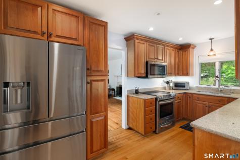 163 Cedarwood Road Stamford CT 06903