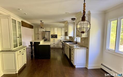 40 Sturbridge Lane Trumbull CT 06611