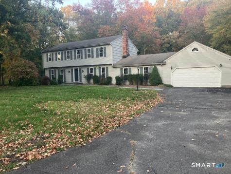40 Sturbridge Lane Trumbull CT 06611