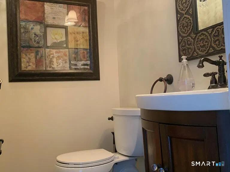 40 Sturbridge Lane Trumbull CT 06611