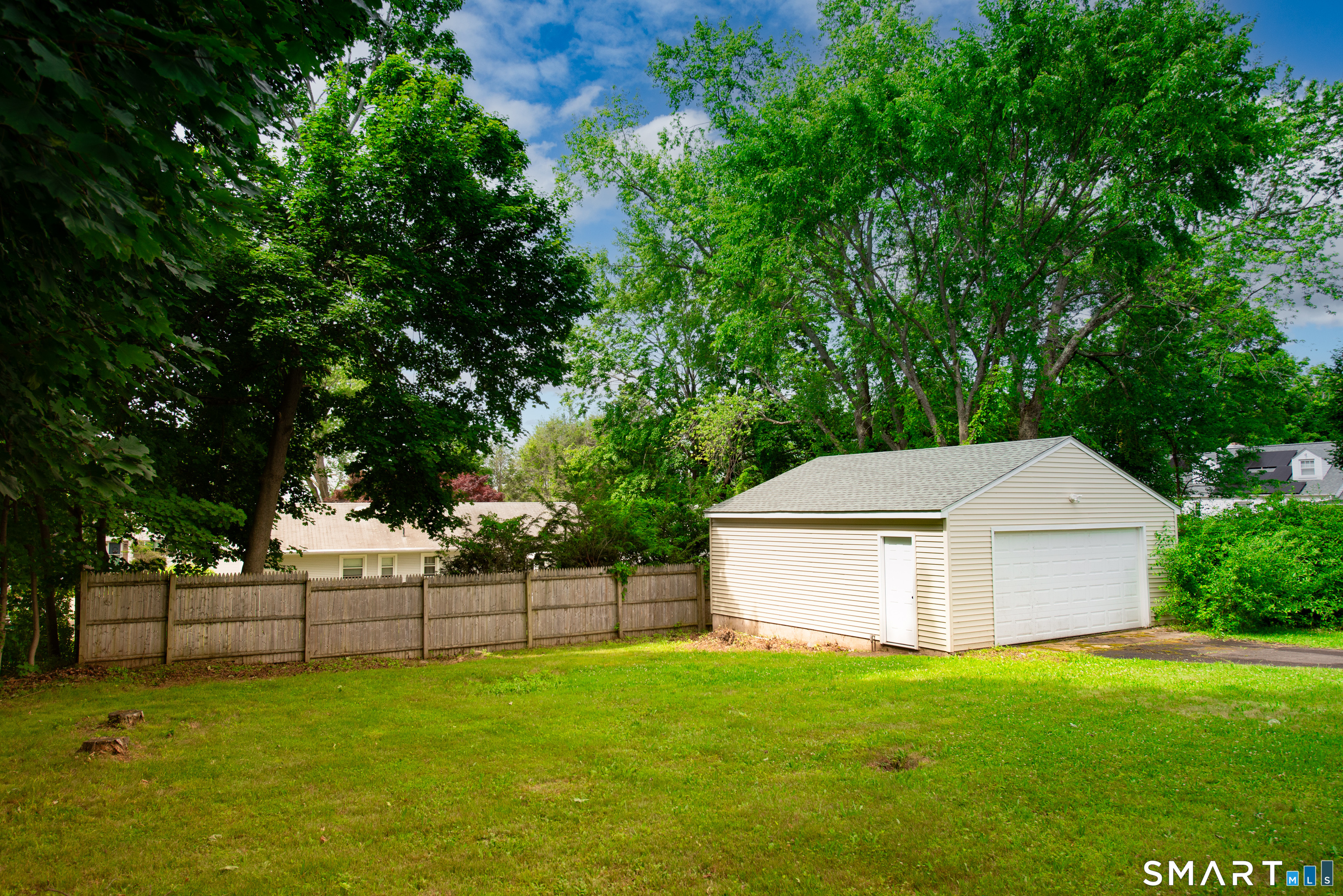25 Harrison Drive Hamden CT 06514