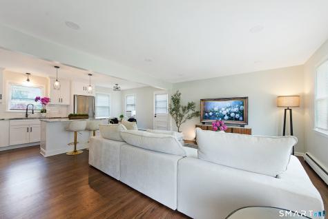 25 Harrison Drive Hamden CT 06514