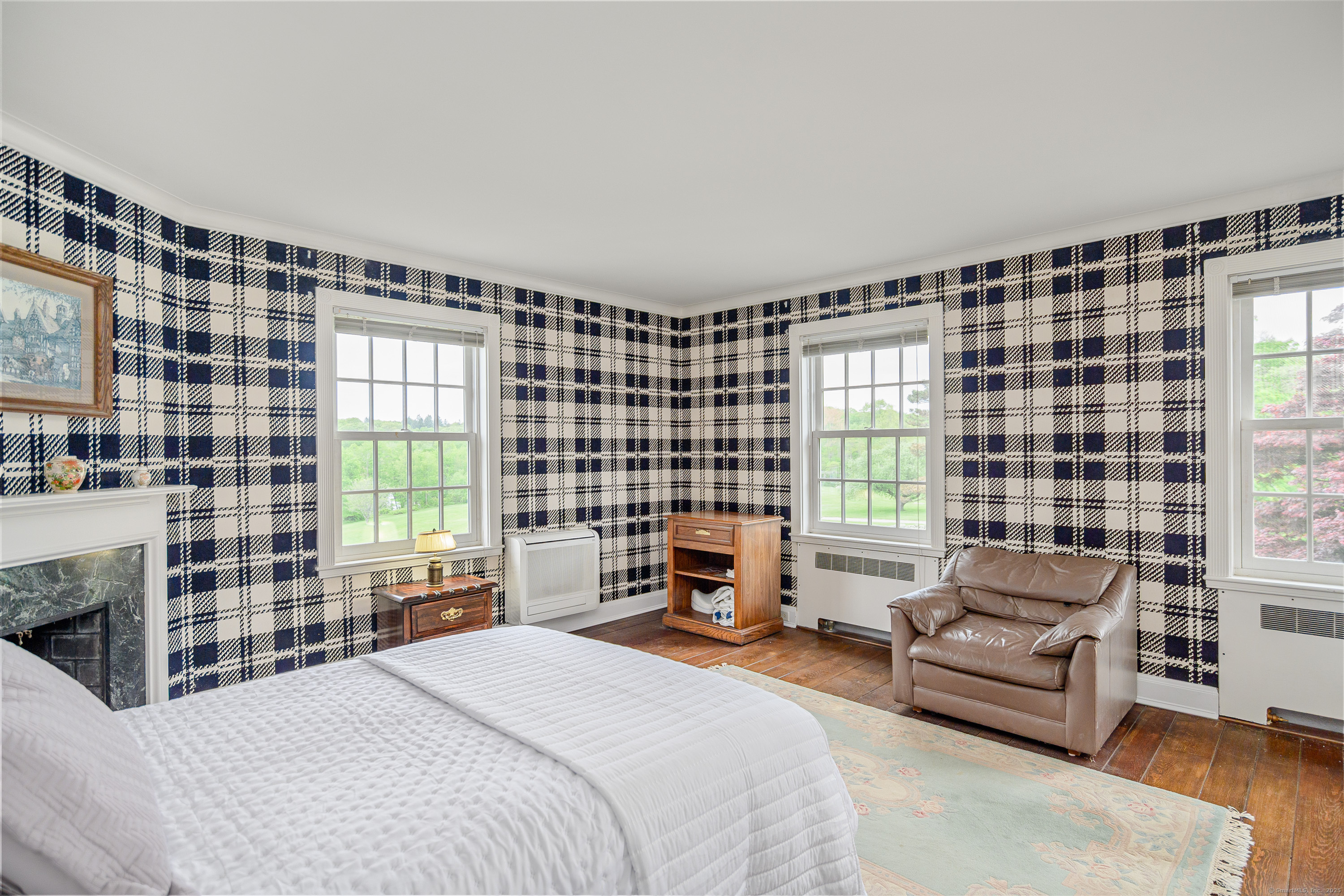 49 Great Ring Road Newtown CT 06482