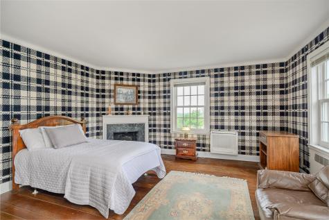 49 Great Ring Road Newtown CT 06482