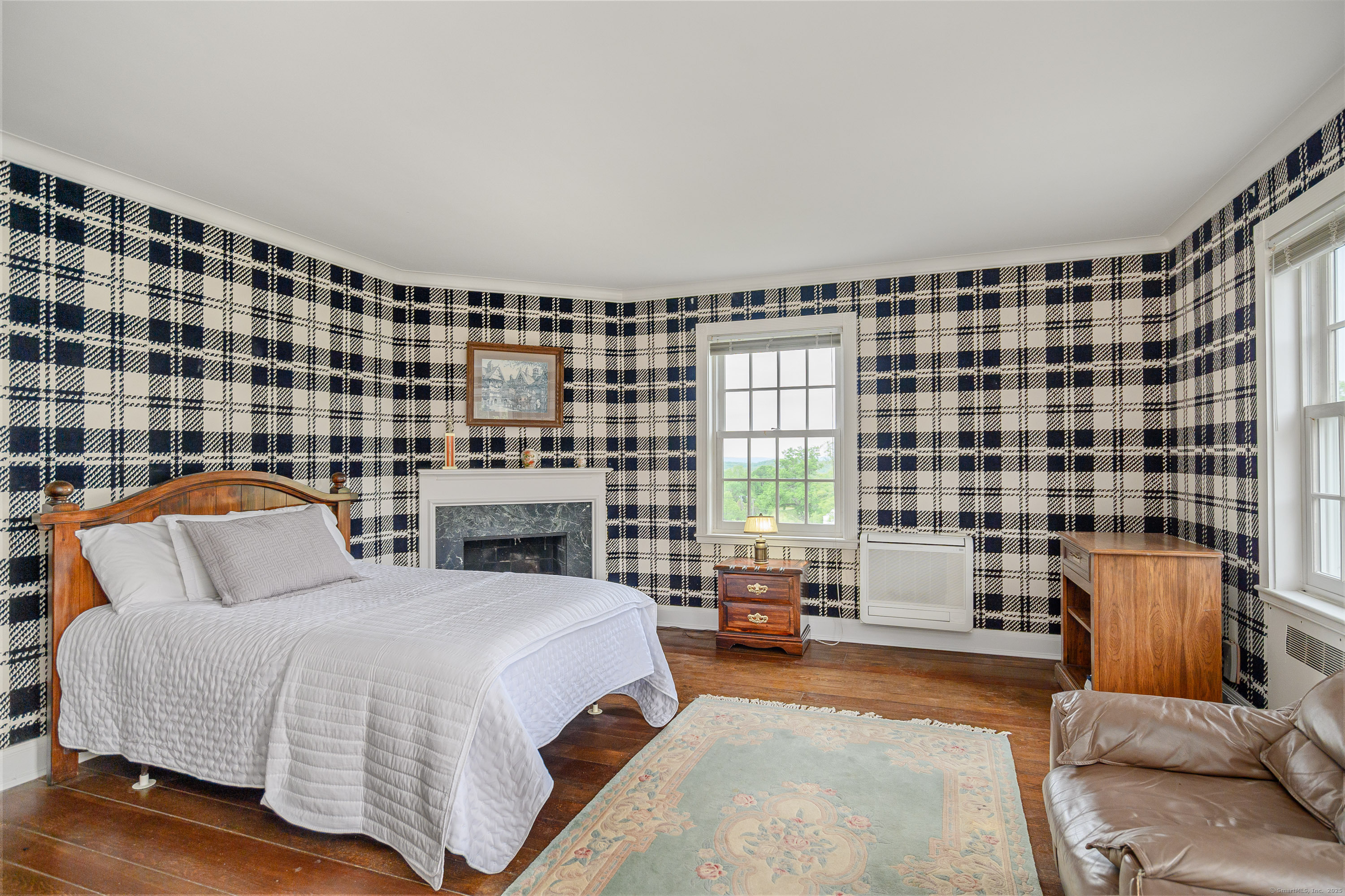49 Great Ring Road Newtown CT 06482