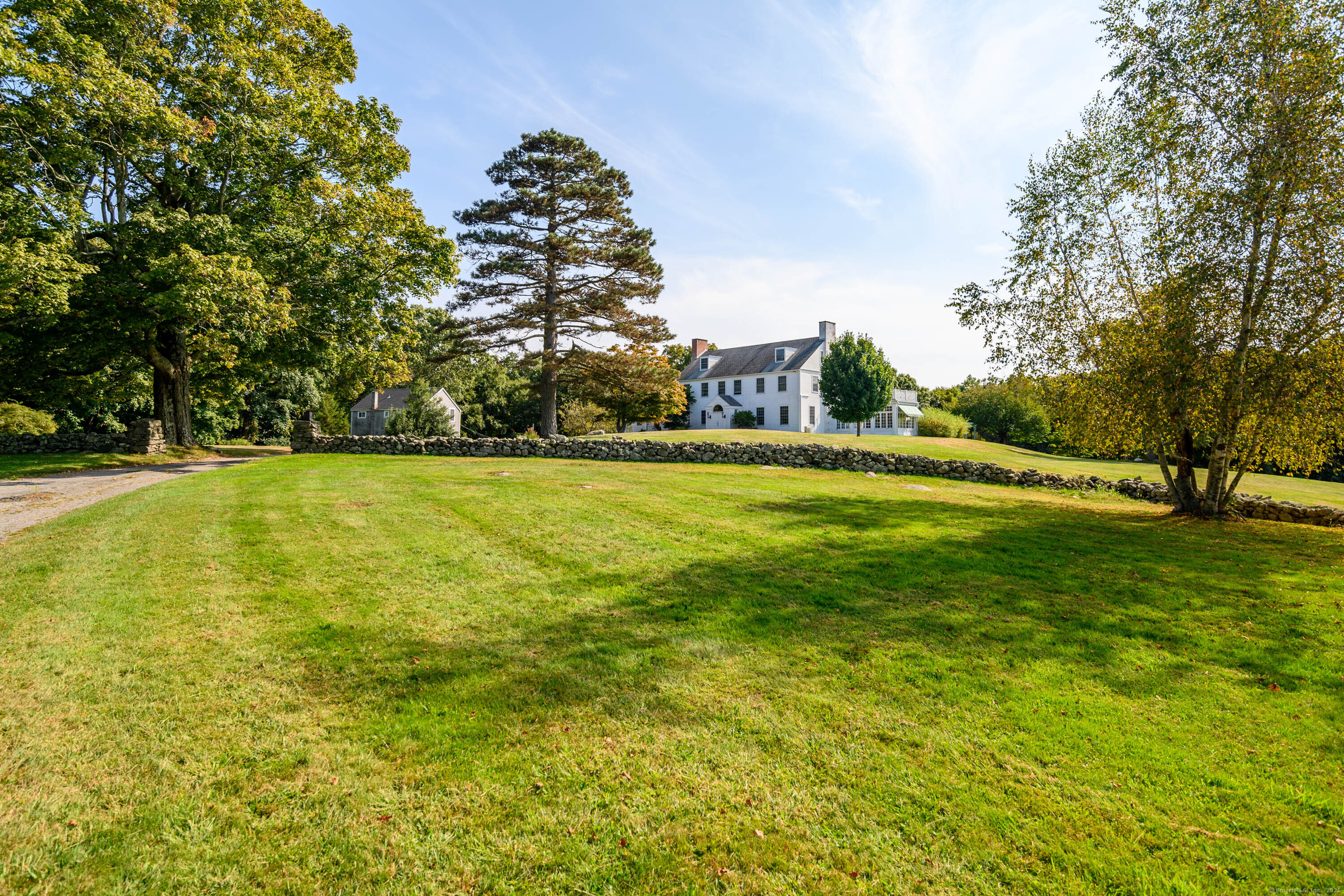 49 Great Ring Road Newtown CT 06482