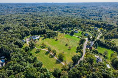 49 Great Ring Road Newtown CT 06482