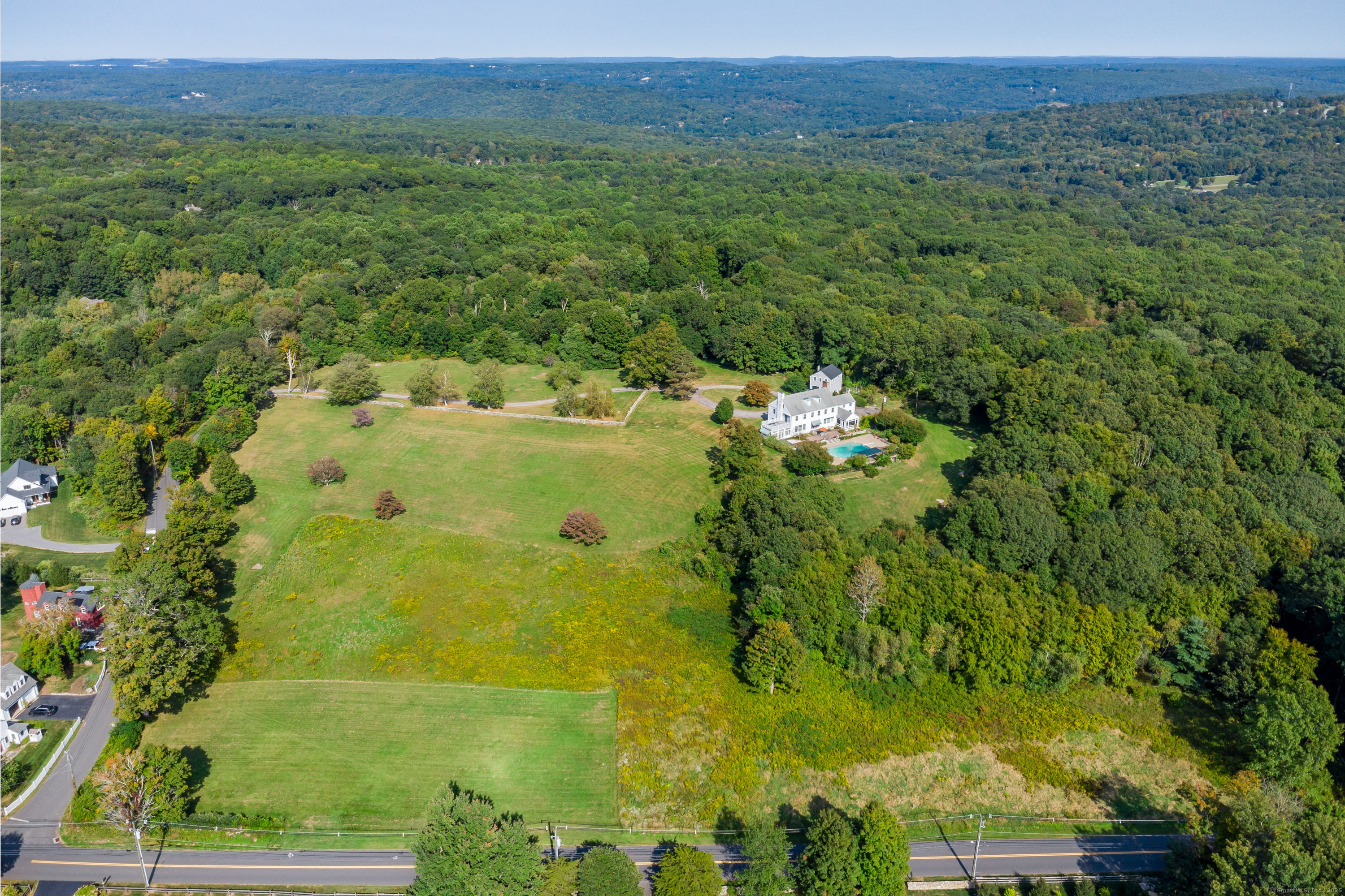 49 Great Ring Road Newtown CT 06482