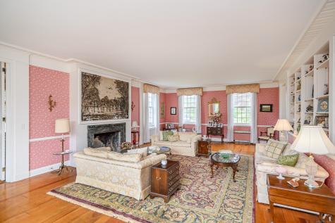 49 Great Ring Road Newtown CT 06482
