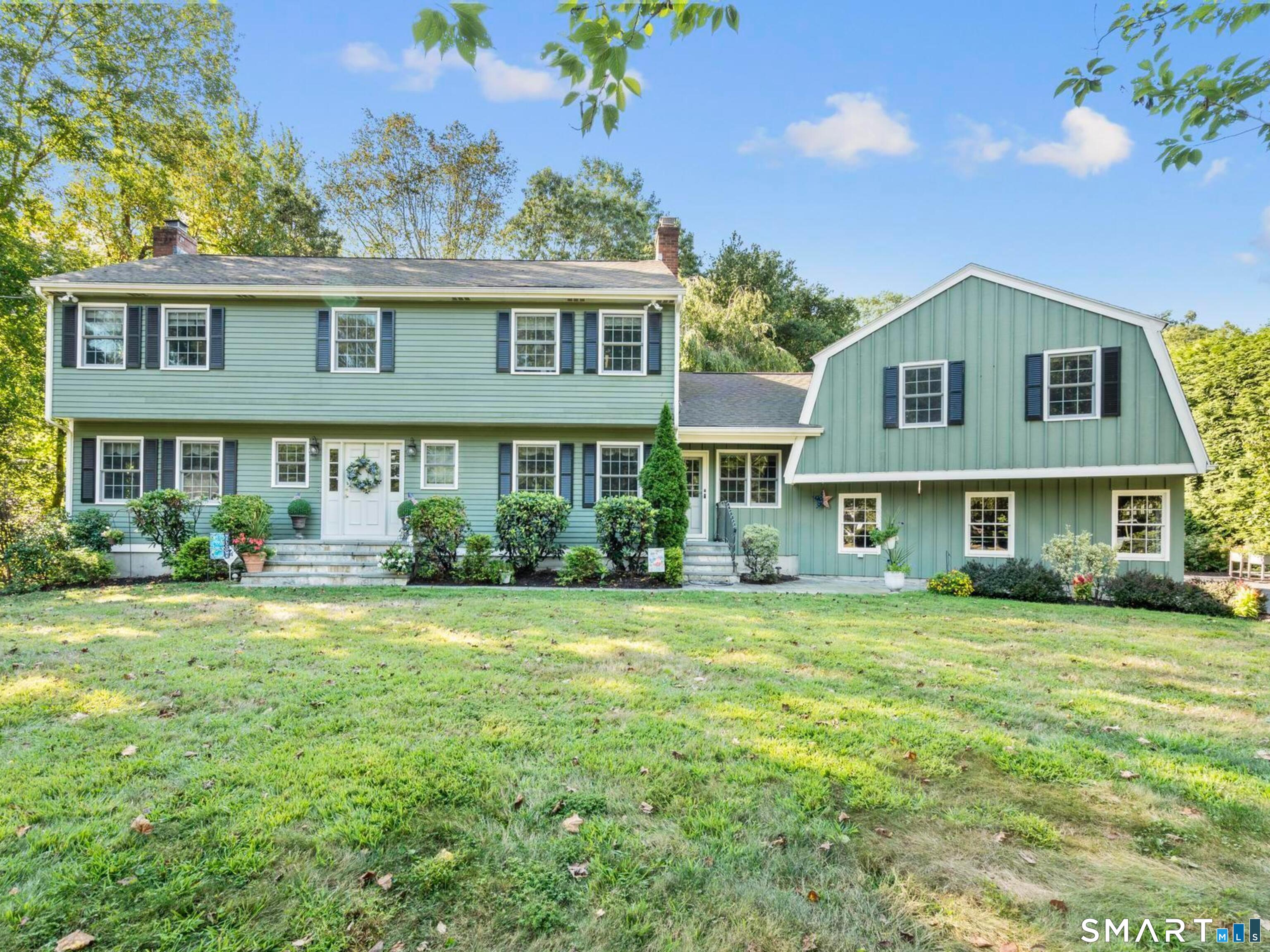 10 Foxwood Road Trumbull CT 06611