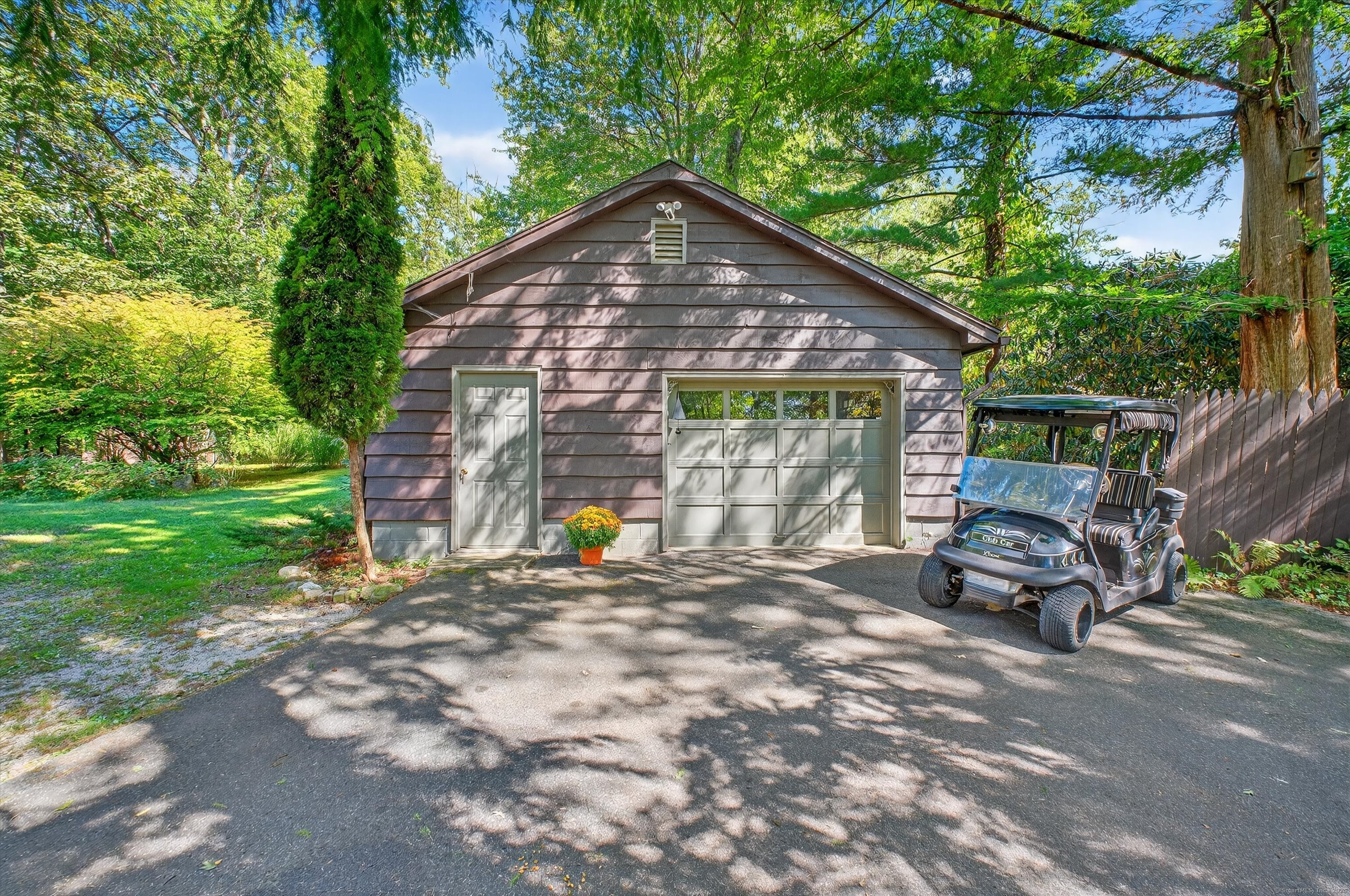 45 Indian Trail Brookfield CT 06804