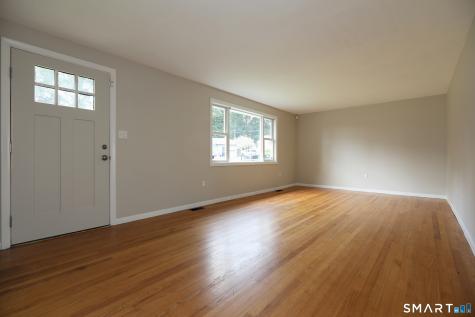 108 Glenwood Drive Plainville CT 06062