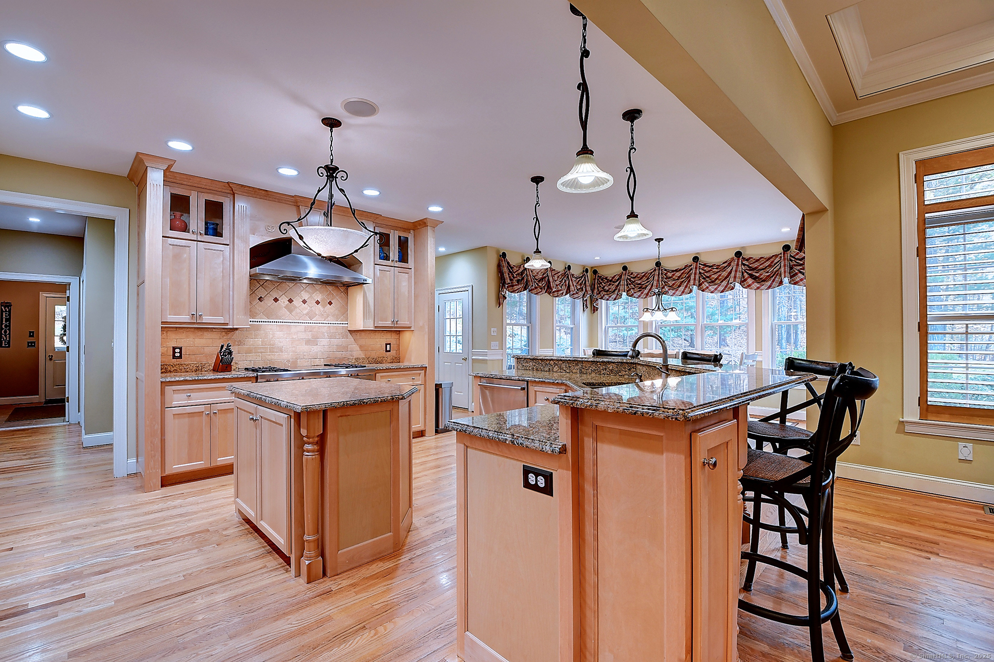 28 Lazy Valley Road Glastonbury CT 06033