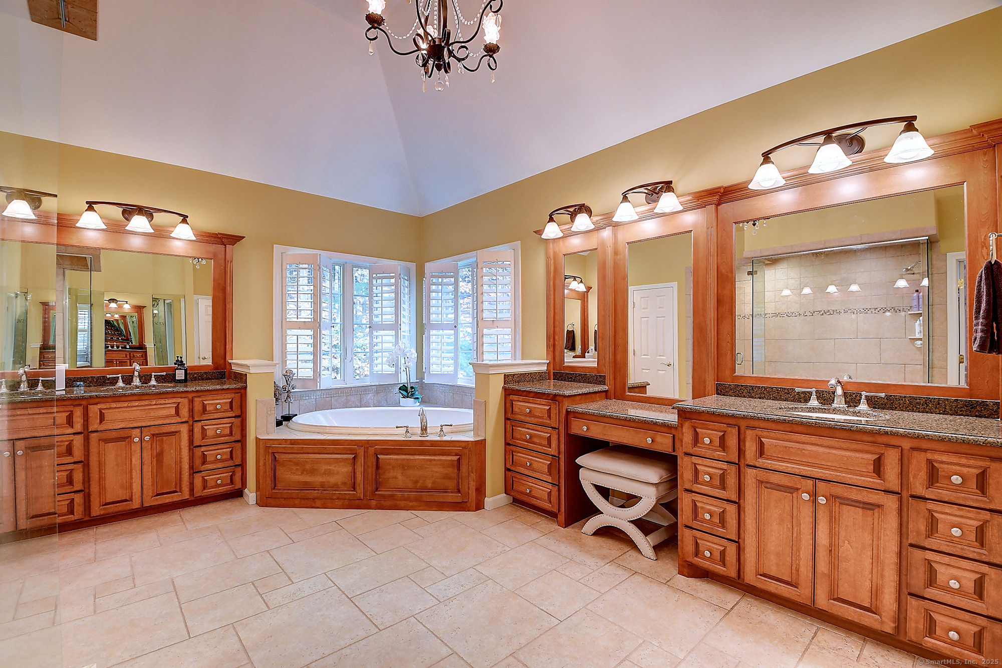 28 Lazy Valley Road Glastonbury CT 06033