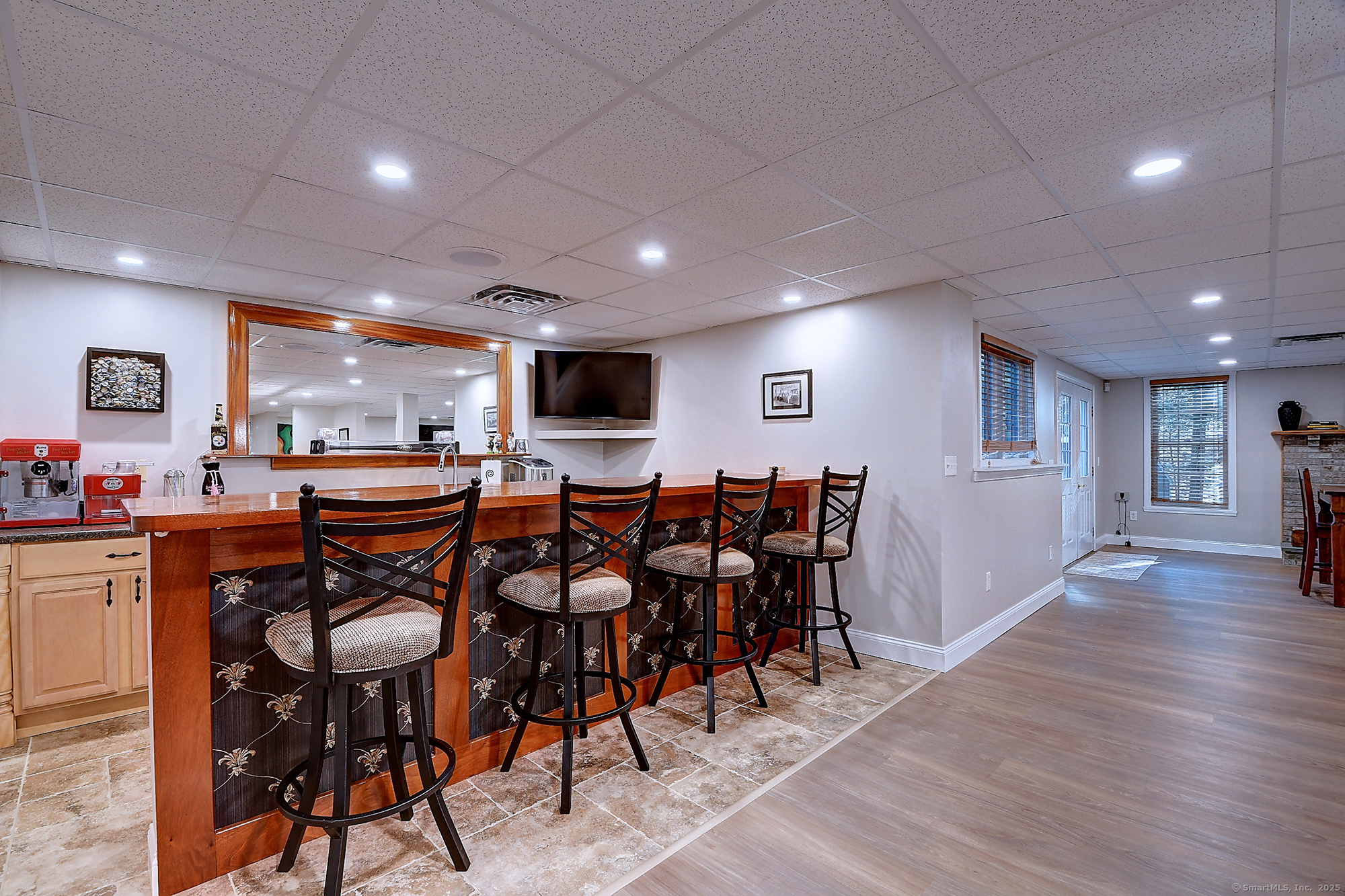 28 Lazy Valley Road Glastonbury CT 06033