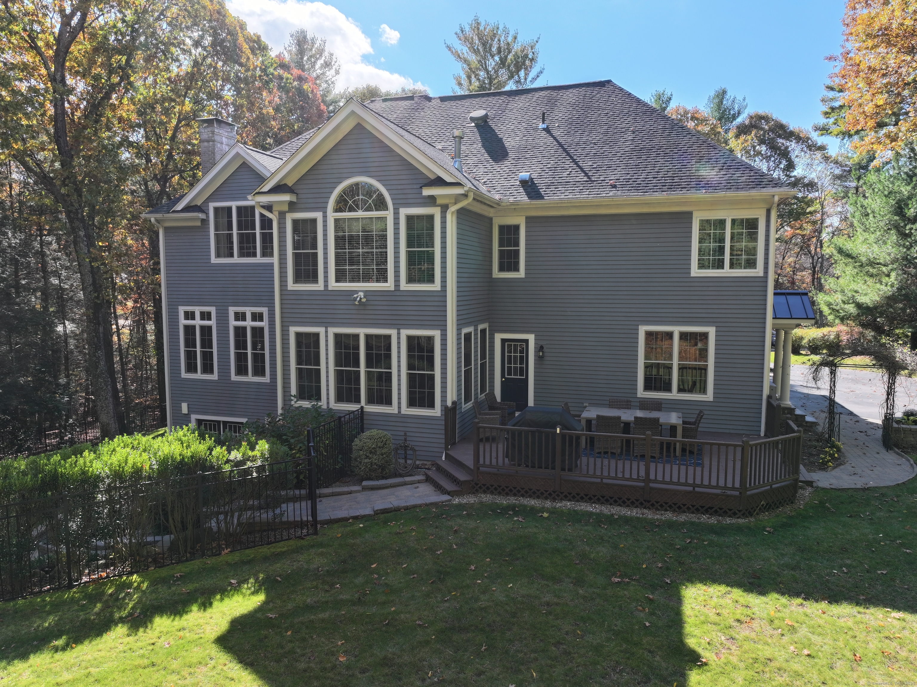 28 Lazy Valley Road Glastonbury CT 06033