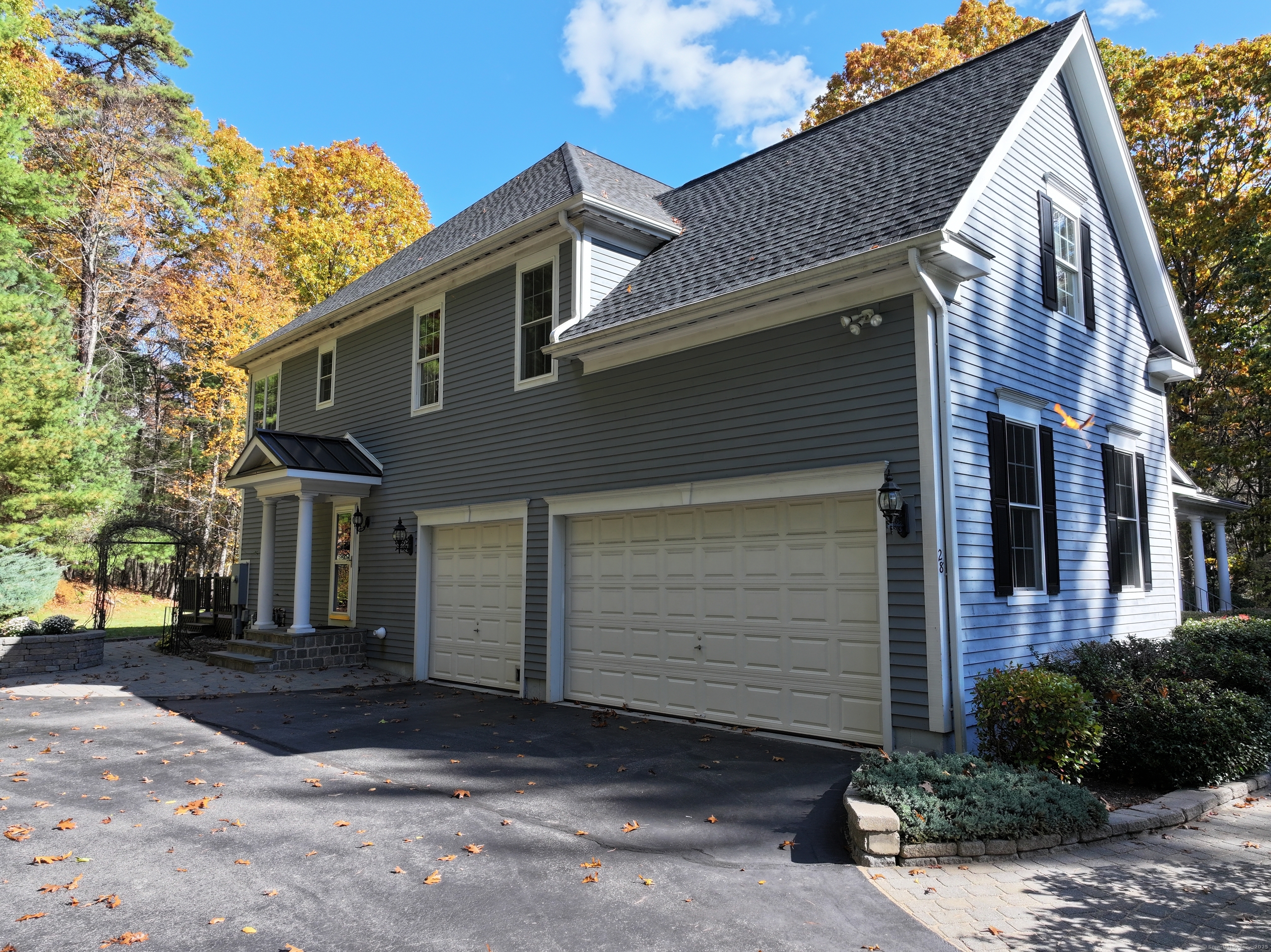 28 Lazy Valley Road Glastonbury CT 06033