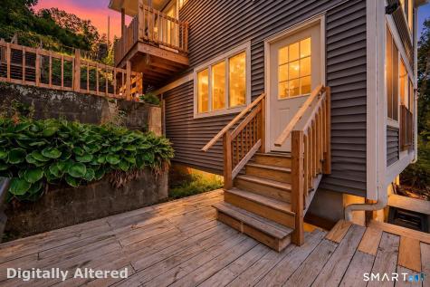 51 Bankside Trail Newtown CT 06482