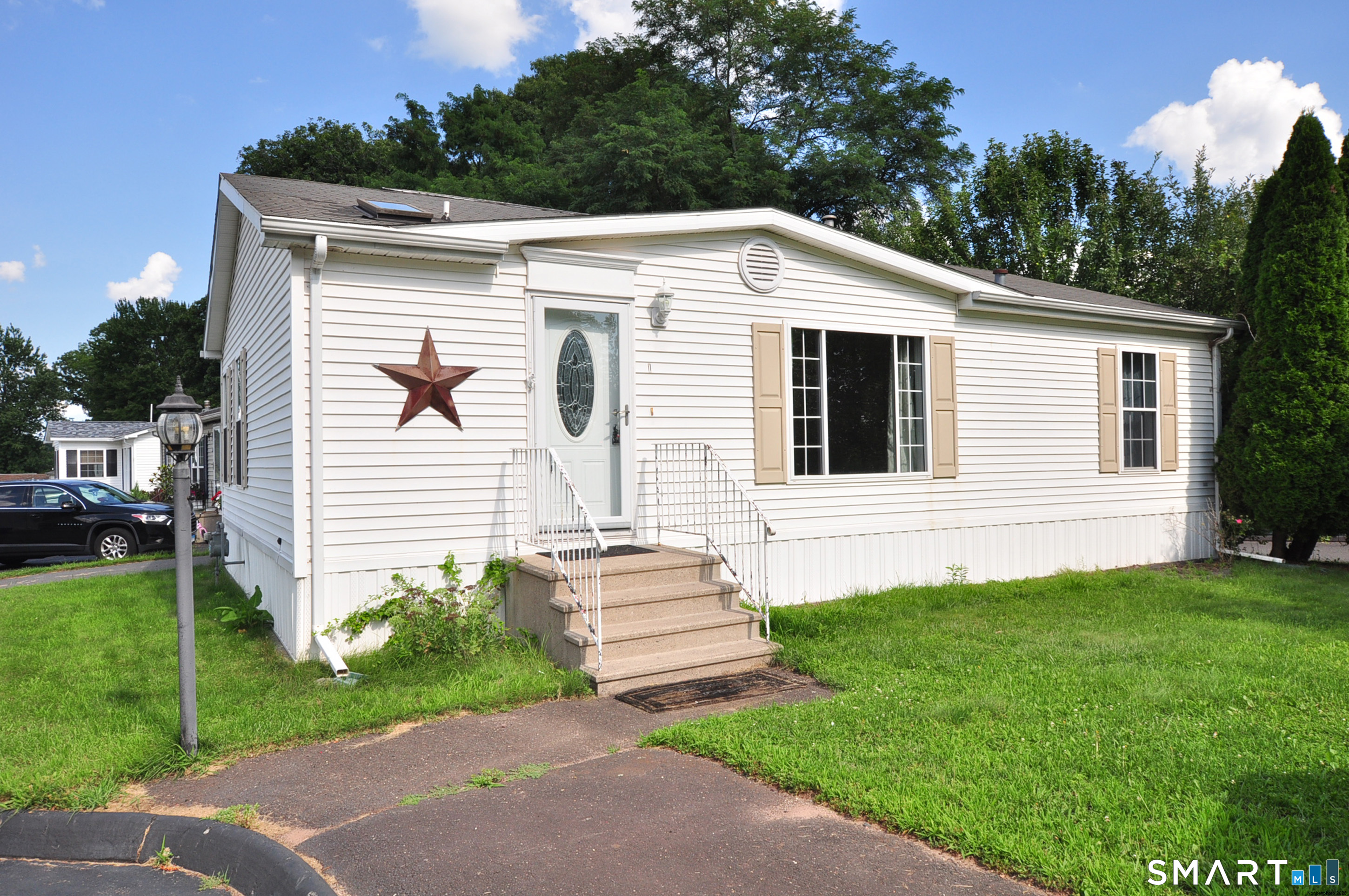 1 Laurel Circle East Windsor CT 06088