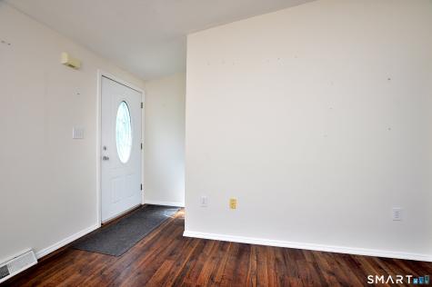 1 Laurel Circle East Windsor CT 06088