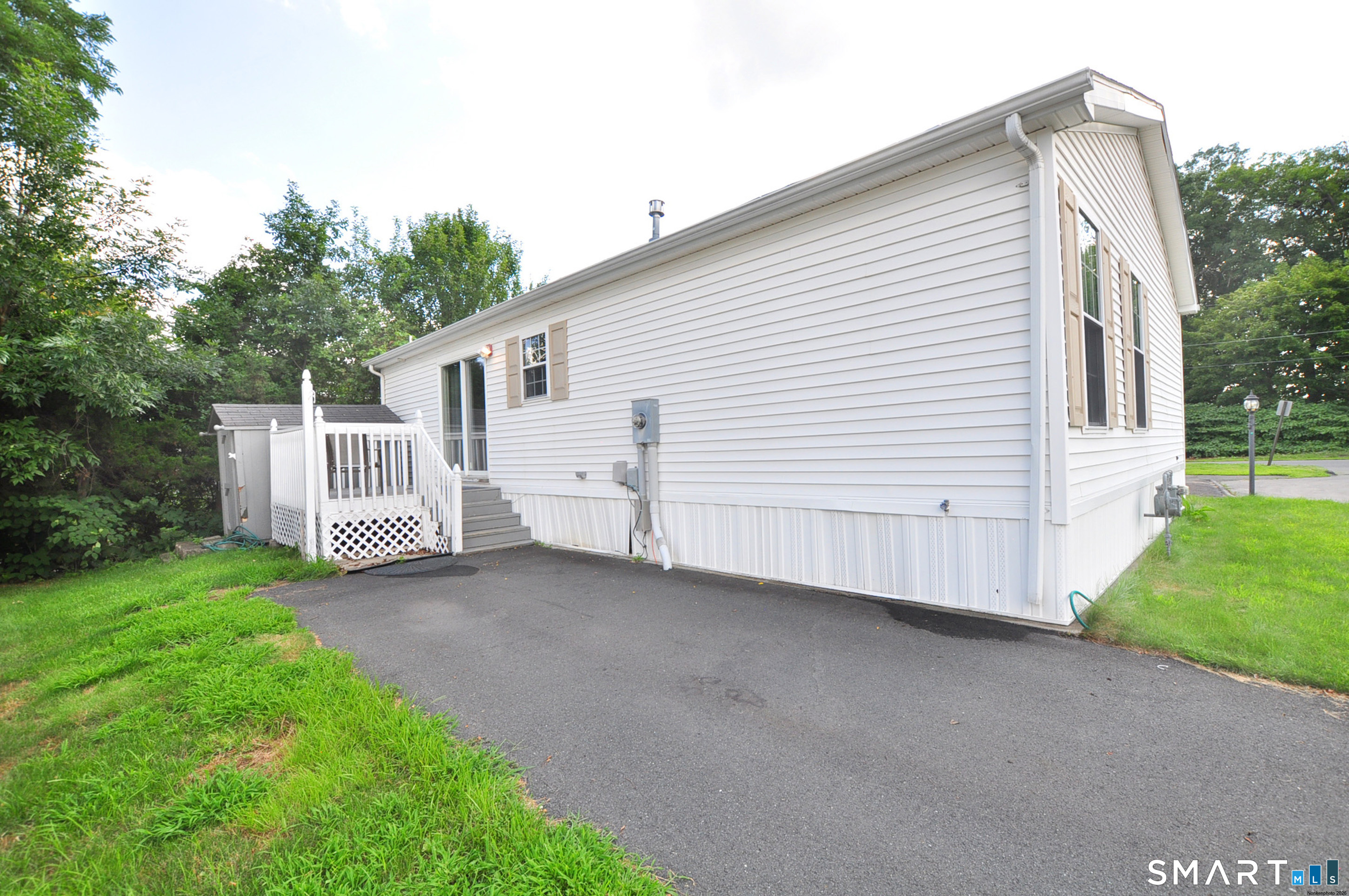 1 Laurel Circle East Windsor CT 06088