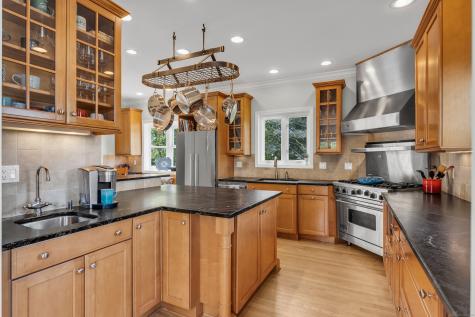 76 Limewood Avenue Branford CT 06405