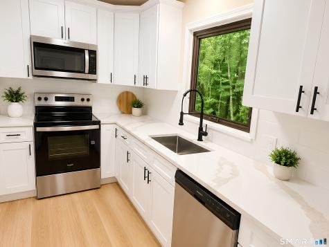 25 Asher Avenue Stonington CT 06379