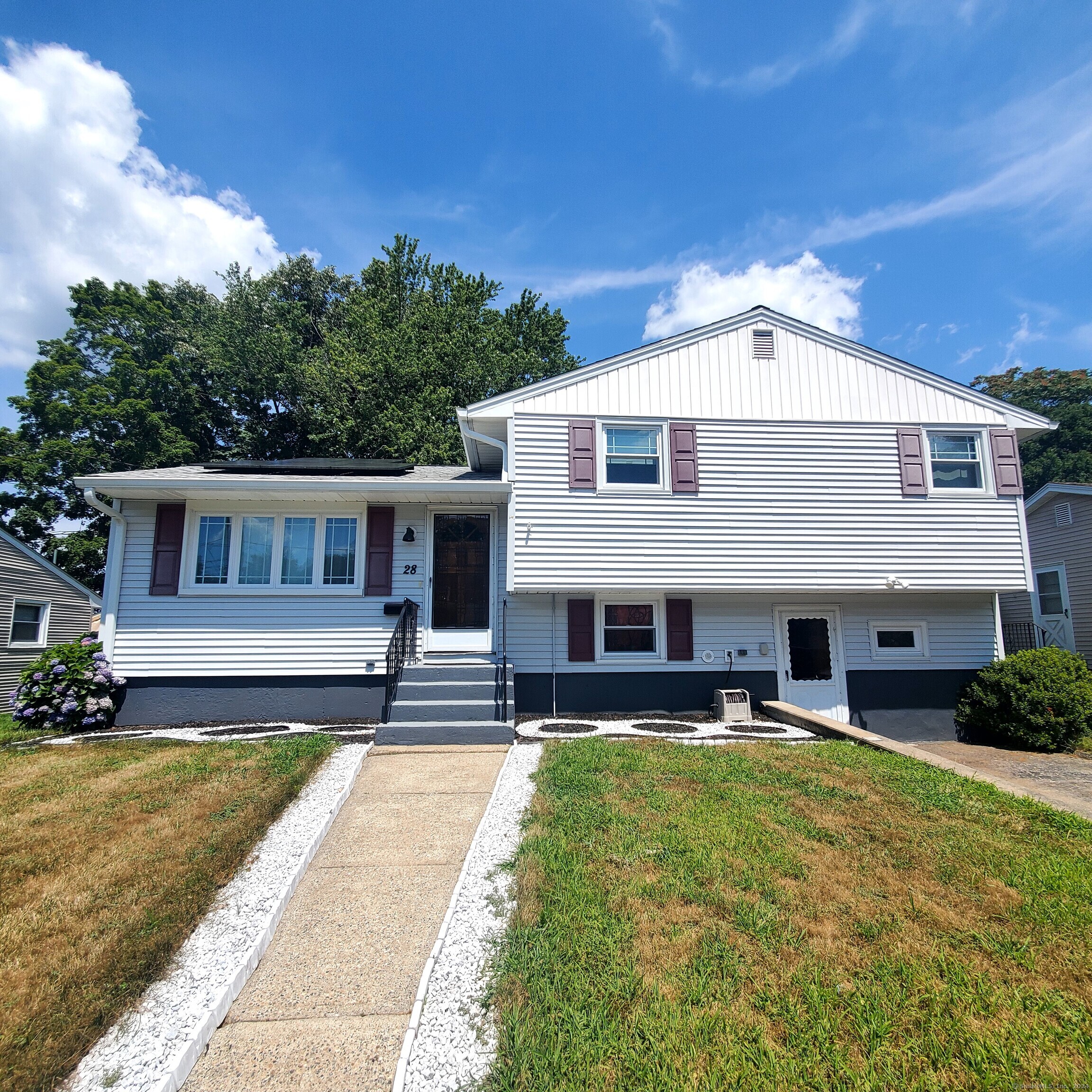 28 Jodie Circle Waterbury CT 06706