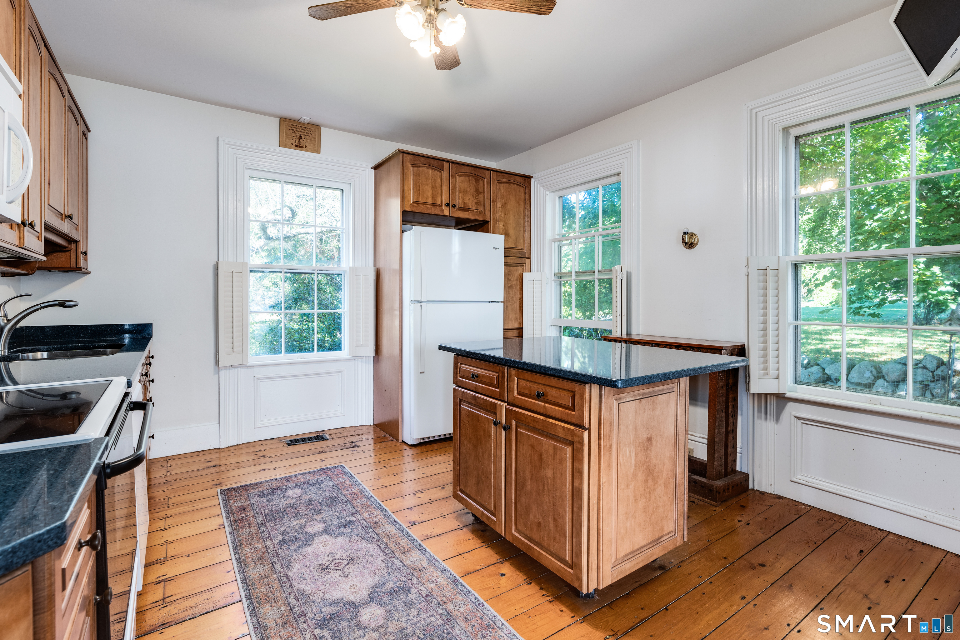 417 River Road Stonington CT 06379