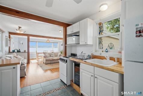 149 West Shore Road Ellington CT 06029
